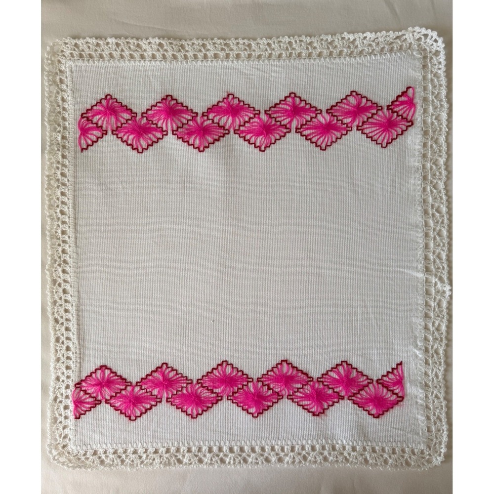 Handmade Mexican Embroidered Table Linen Crochet Lace Pink Floral 16.5x18.5 - Picture 2 of 7